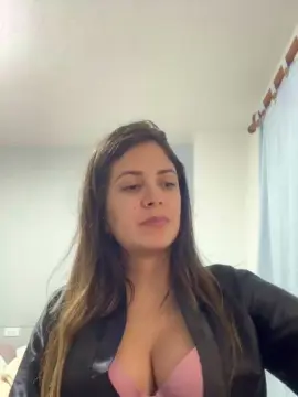 Tropicoqueta  live sex cam