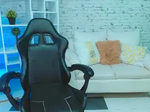 FraimyQueen  live sex cam