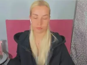 KristyAlone  live sex cam