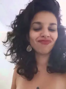 Sabrinah88  live sex cam