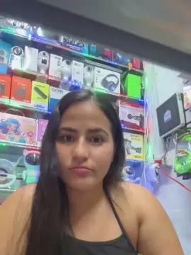 Sofi_r  live sex cam
