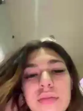 Milagrossuwu  live sex cam