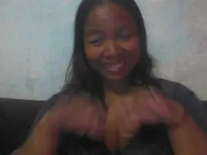 Haingo03  live sex cam