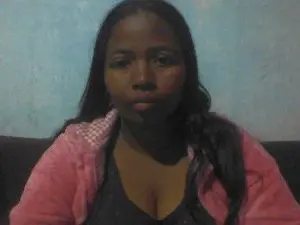Haingo03  live sex cam