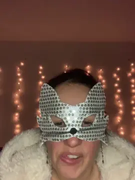 MassagistaHB  live sex cam