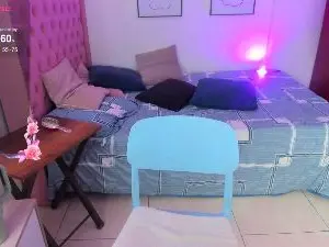 QueenLatina5  live sex cam