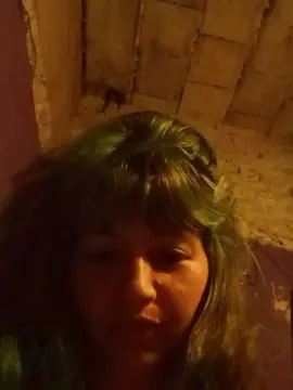 Traidora  live sex cam