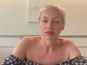 Ailo_lovesyou  live sex cam