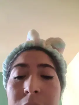Sexybichs  live sex cam