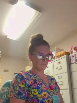Lynniexo  live sex cam