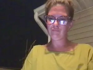 Lynniexo  live sex cam
