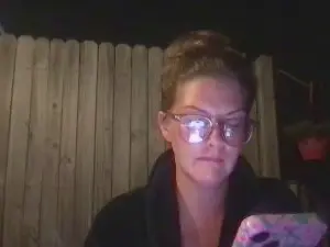 Lynniexo  live sex cam
