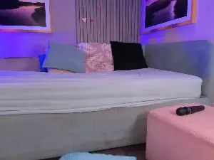 Hailey_Fox  live sex cam