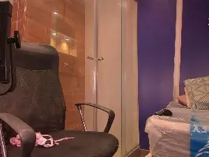 Hailey_Fox  live sex cam