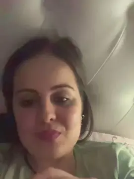 Lisandra90girl  live sex cam