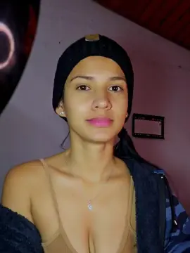 Cherry2508  live sex cam