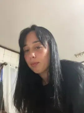 Thiarebb  live sex cam