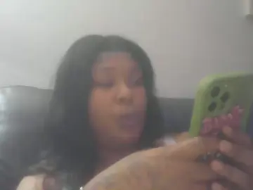 Amarieknight022  live sex cam