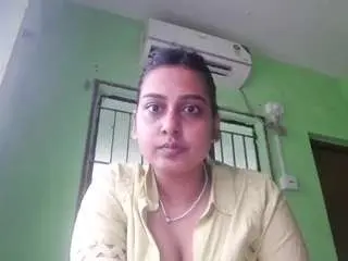 Daisylovegrader  live sex cam