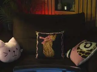 Margaritagrey  live sex cam