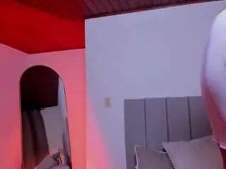 Carolhorny  live sex cam