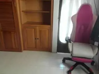 Devil-sara  live sex cam