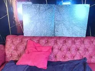 Devil-sara  live sex cam