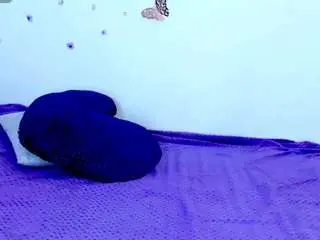 Emilywilsson27  live sex cam