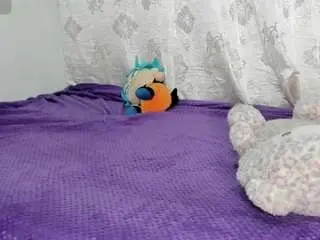 Emilywilsson27  live sex cam