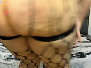 Martinamadisson  live sex cam