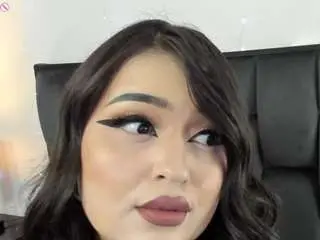 Martinamadisson  live sex cam