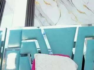Miilaklum  live sex cam