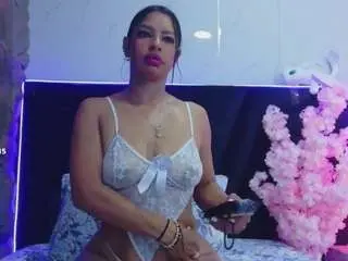 Skinnyindiian  live sex cam