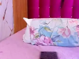 Skinnyindiian  live sex cam