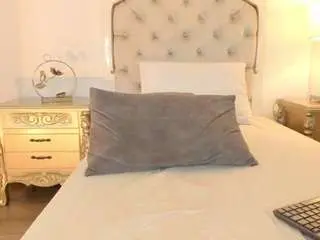 Jessi-lopez45  live sex cam