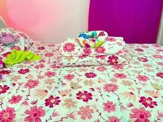 Kendra-love31  live sex cam