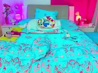 Kendra-love31  live sex cam