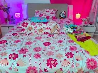 Kendra-love31  live sex cam