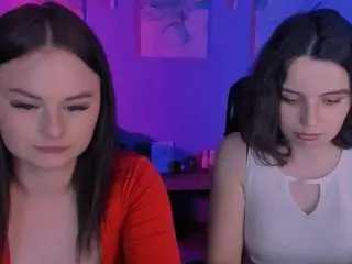 Miss-courtney1  live sex cam