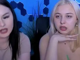 Miss-courtney1  live sex cam