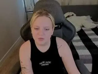 Stacy-allenn  live sex cam