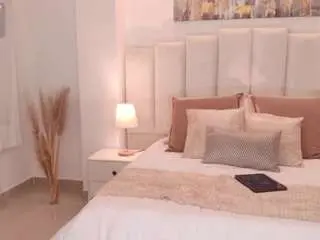 Lizztayler  live sex cam