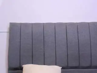 Saraah-cooper  live sex cam