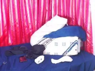 Sultrycandy97  live sex cam
