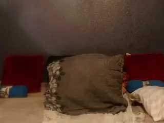 Bustybellywendy  live sex cam