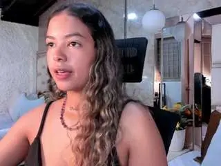 Dulcelyra  live sex cam