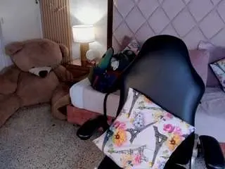 Dulcelyra  live sex cam