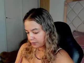 Dulcelyra  live sex cam