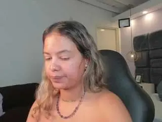 Dulcelyra  live sex cam