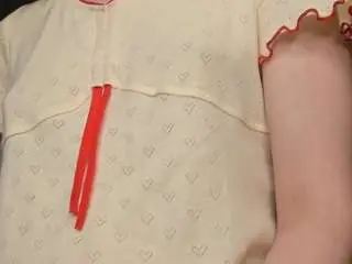 Esmagreaves  live sex cam